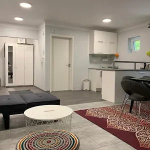 https://stefania-apartmanok-budapest.inbudapesthotels.com